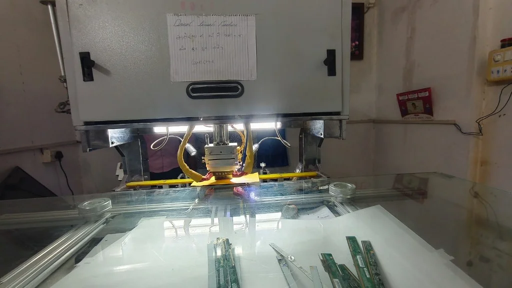 Panel Machine Working